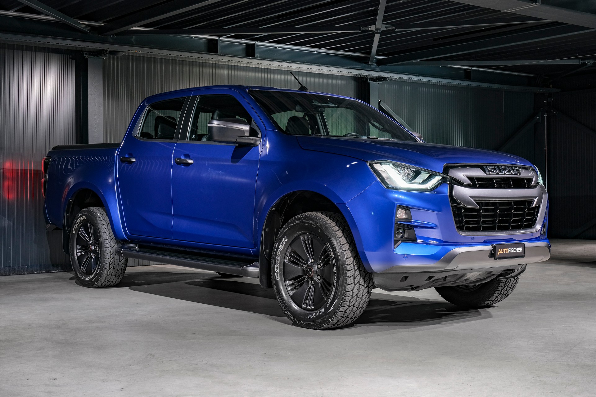 ISUZU D-MAX 1.9 SpaceCab N60FF 4x4 AT-image-4