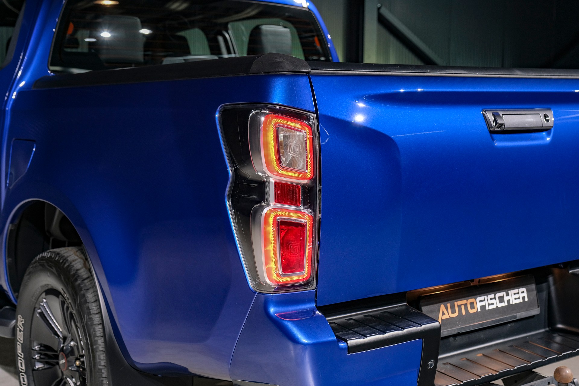 ISUZU D-MAX 1.9 SpaceCab N60FF 4x4 AT-image-27