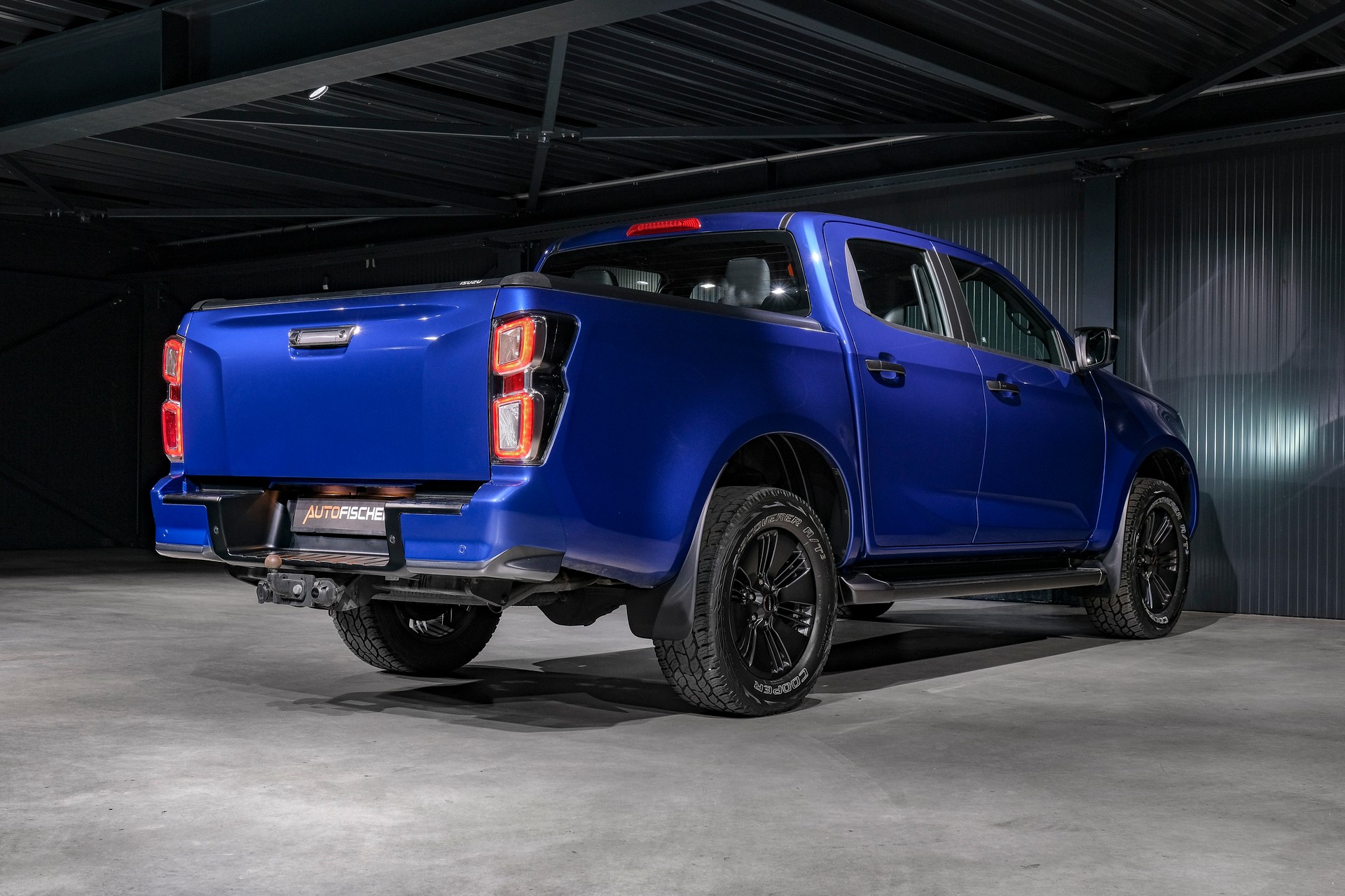 ISUZU D-MAX 1.9 SpaceCab N60FF 4x4 AT-image-6