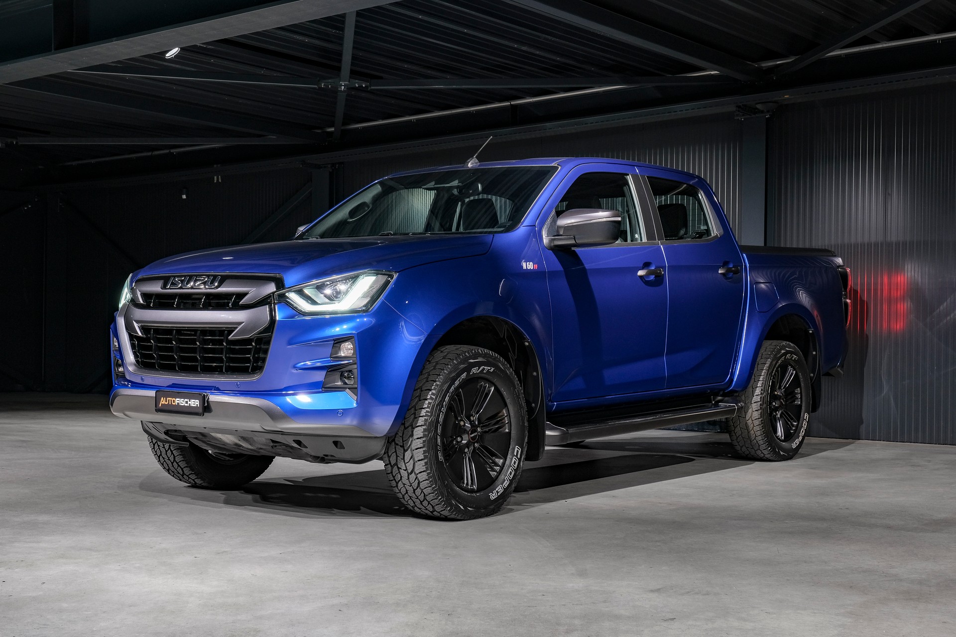 ISUZU D-MAX 1.9 SpaceCab N60FF 4x4 AT-showroom-element-3
