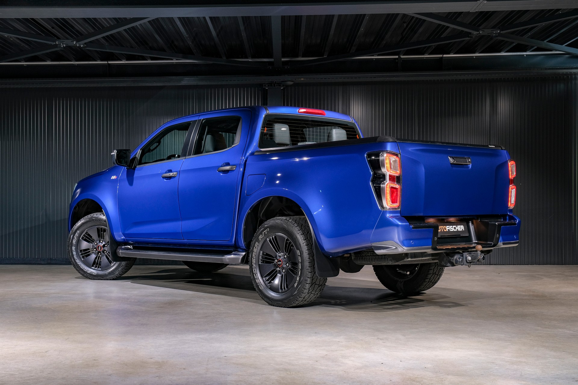 ISUZU D-MAX 1.9 SpaceCab N60FF 4x4 AT-showroom-element-1