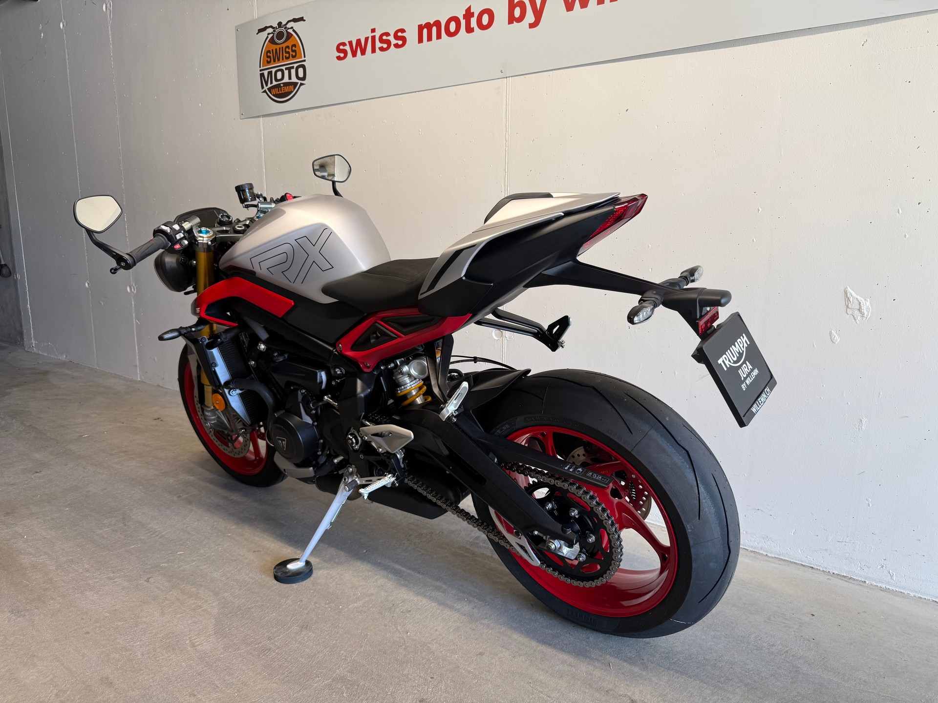 TRIUMPH Street Triple 765 RX-image-2