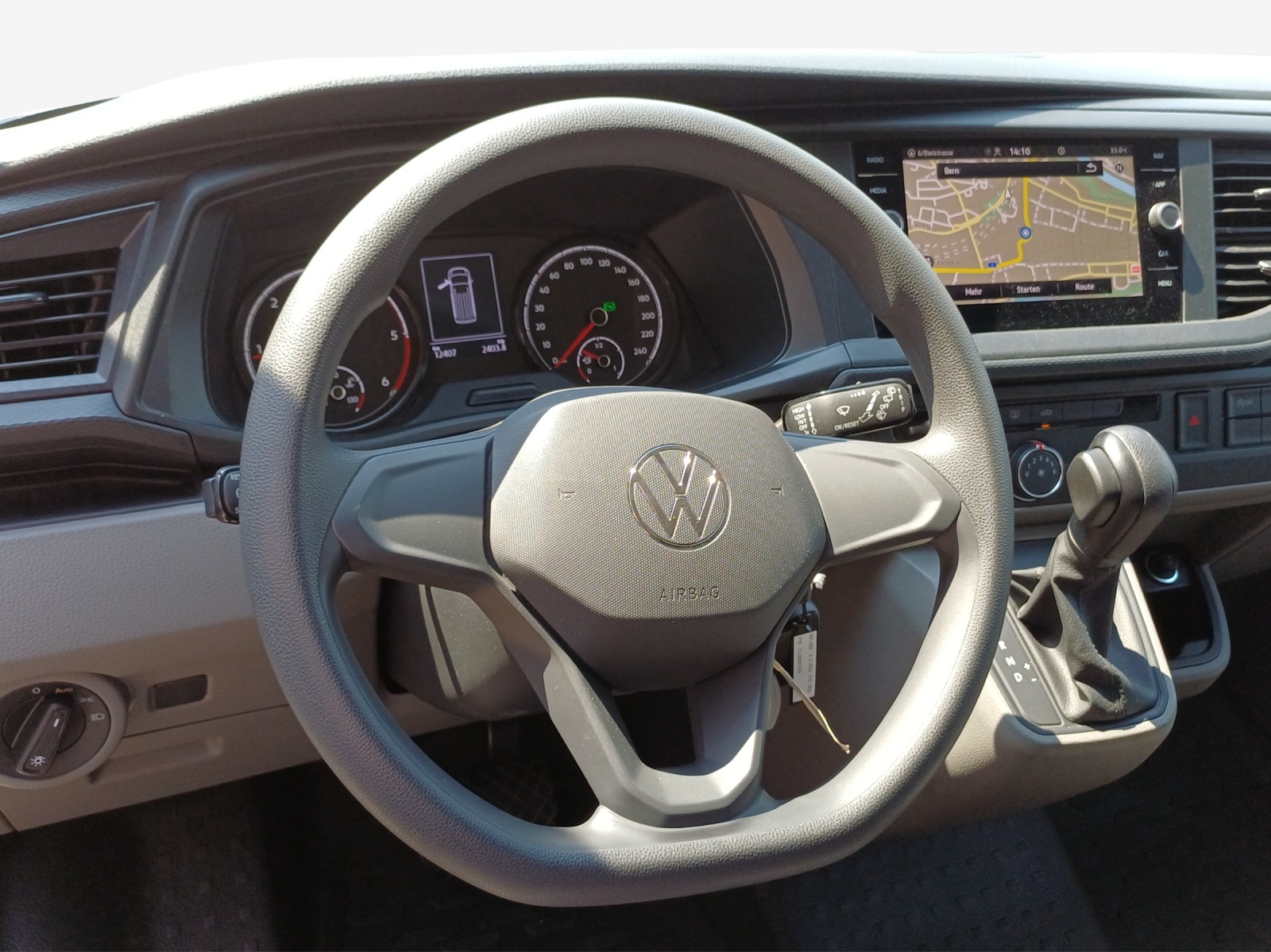 VW T6.1 2.0 TDI DSG-image-9