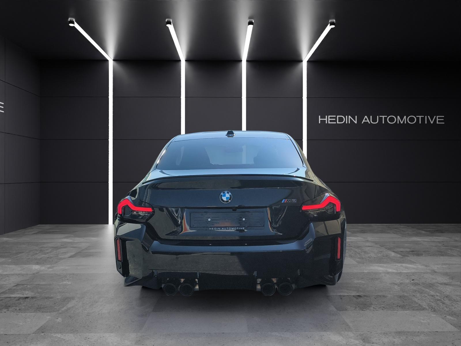 BMW M2 Coupé-showroom-element-3