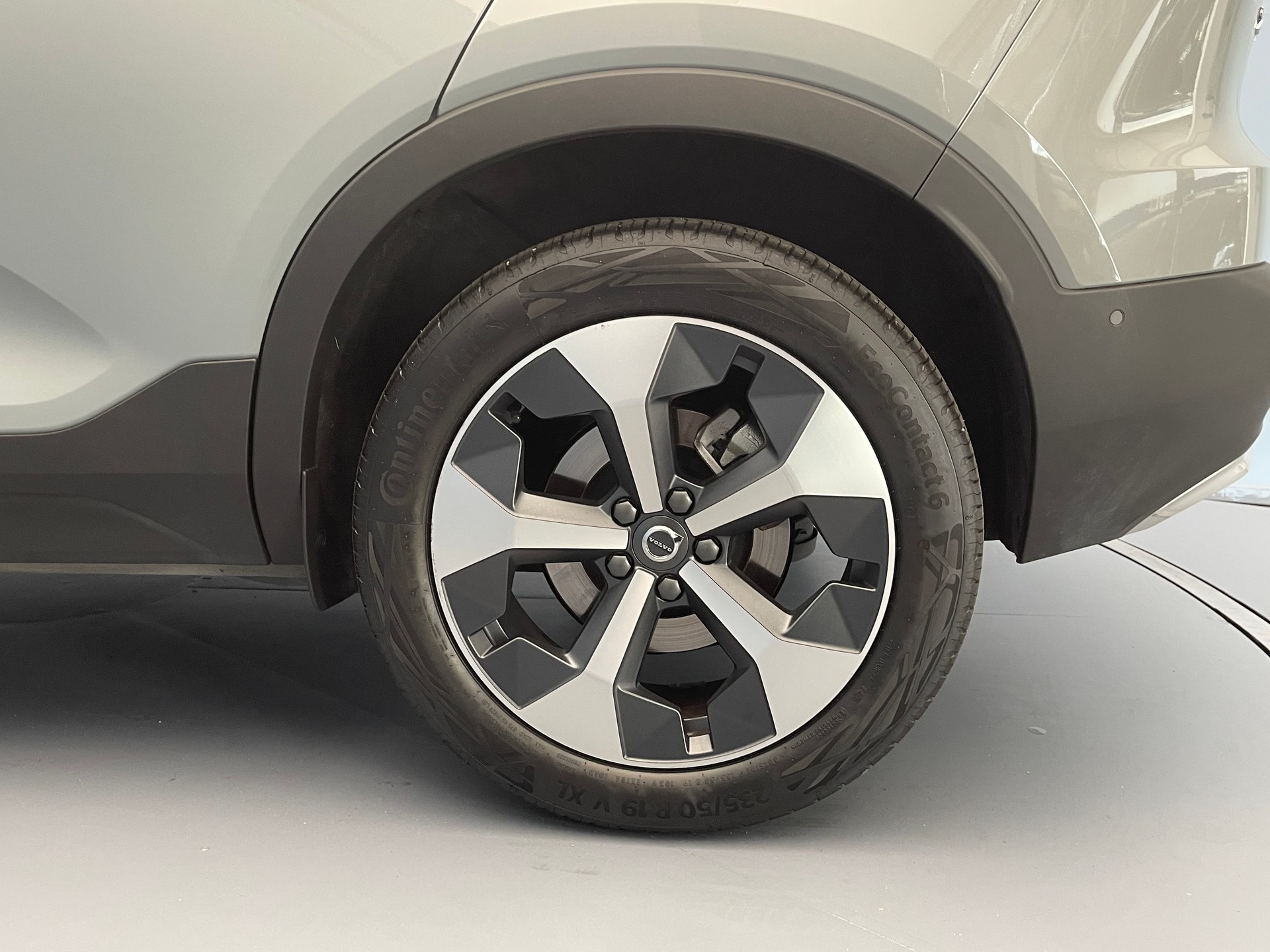 VOLVO XC40 2.0 B3 MH XCITE-image-5