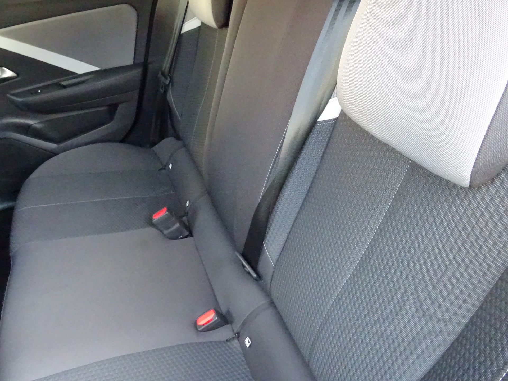 OPEL Astra 1.2i Turbo MHEV Edition A-image-6