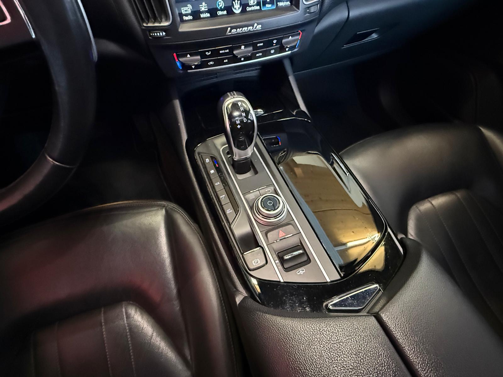 MASERATI Levante S 3.0 V6 Automatica-image-28