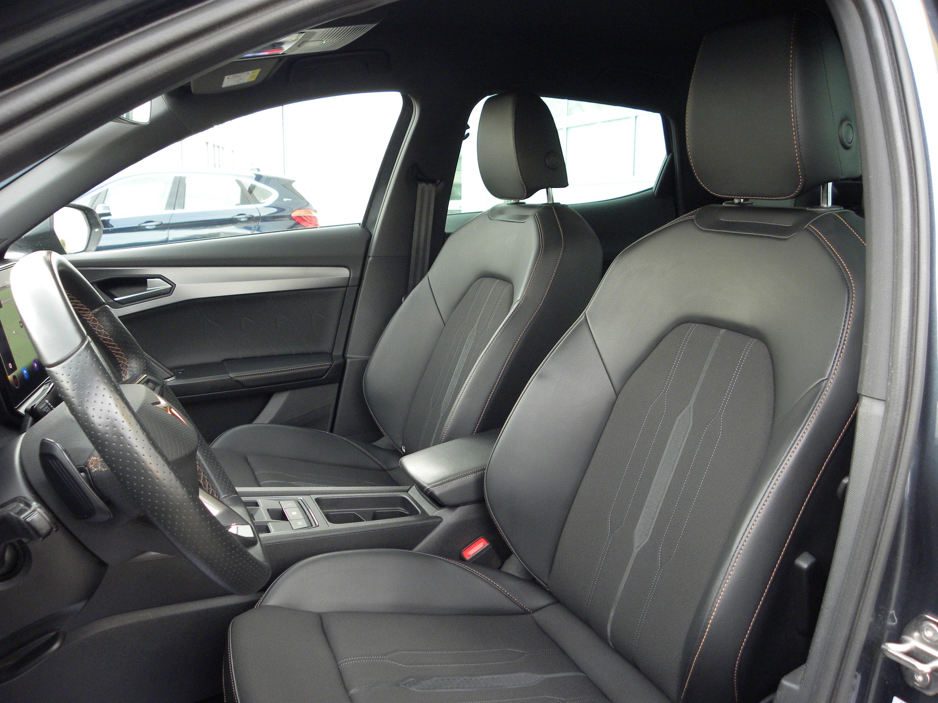 CUPRA Formentor 1.5 TSI Inicio DSG-image-8