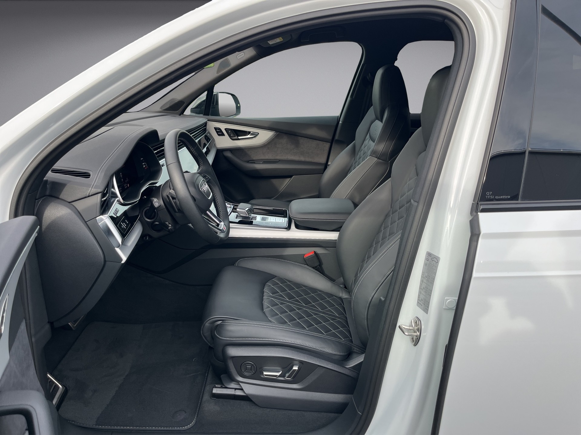 AUDI Q7 SUV TFSI quattro 250 kW S line tiptronic *7 Plätzer, S-Sportsitze, Allradlenkung, B&O, AHK, 5 J.Werks-Garantie*-image-8