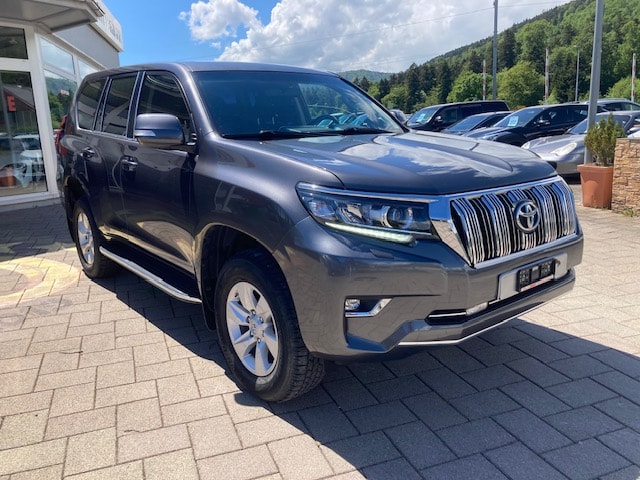 TOYOTA Land Cruiser 2.8TD Comfort Automatic-image-2