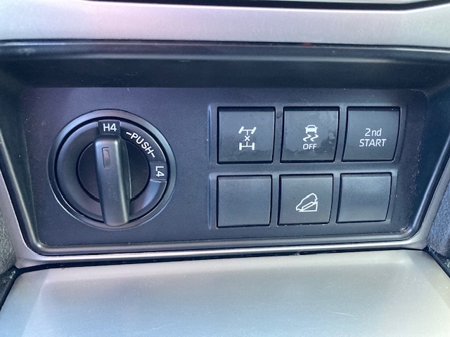 TOYOTA Land Cruiser 2.8TD Comfort Automatic-image-11