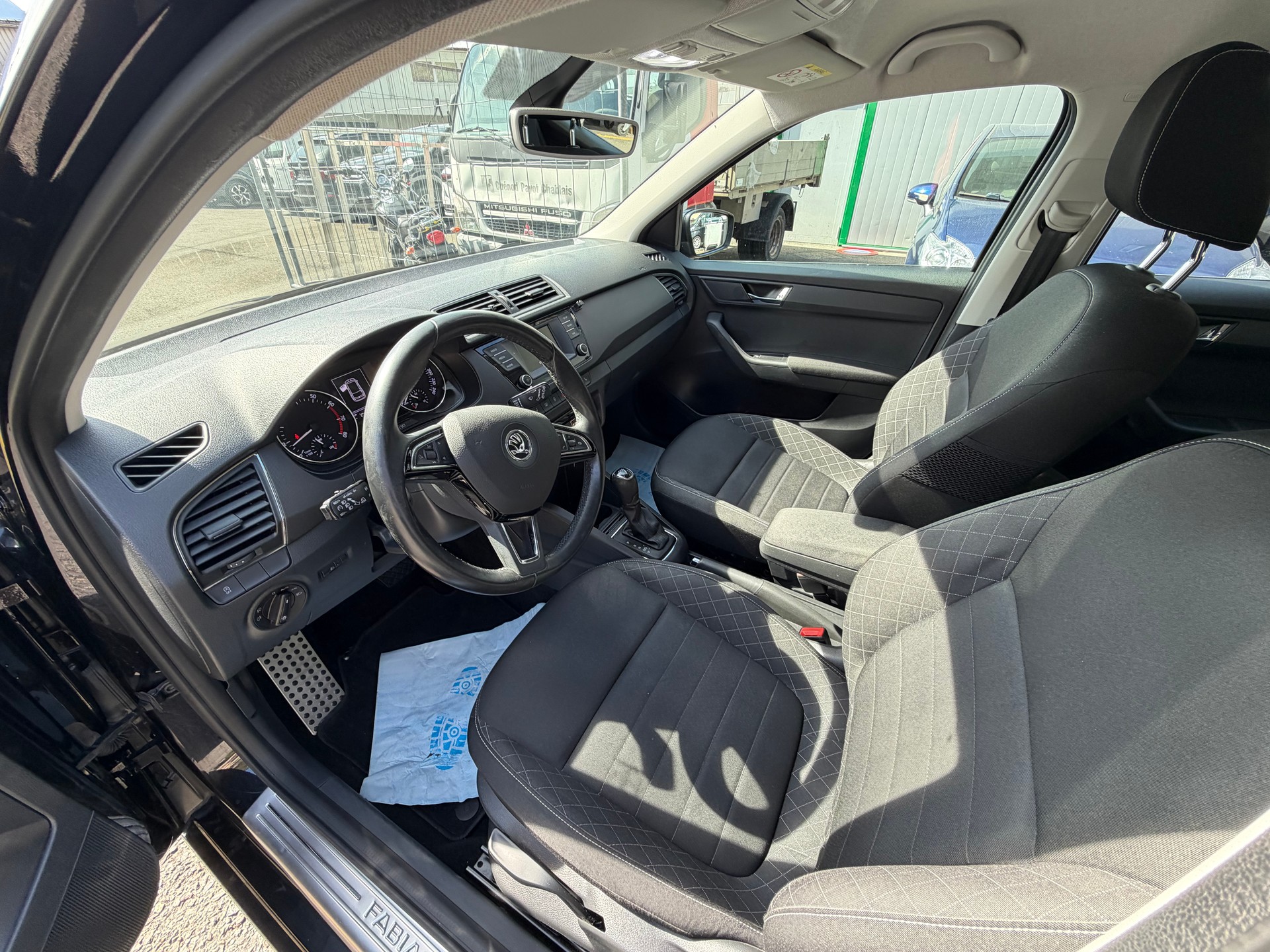 SKODA Fabia 1.2 TSI Style DSG-image-12