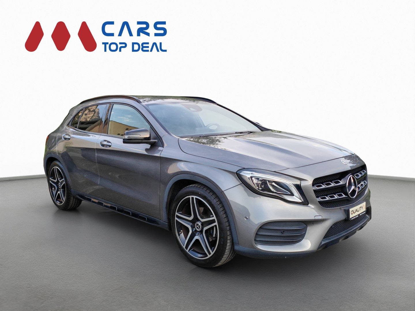 MERCEDES-BENZ GLA 200 AMG Line 7G-DCT – 74'200 km, Parktronic, 2 jeux de roues [Expertisé + Garantie 12 mois]-image-7