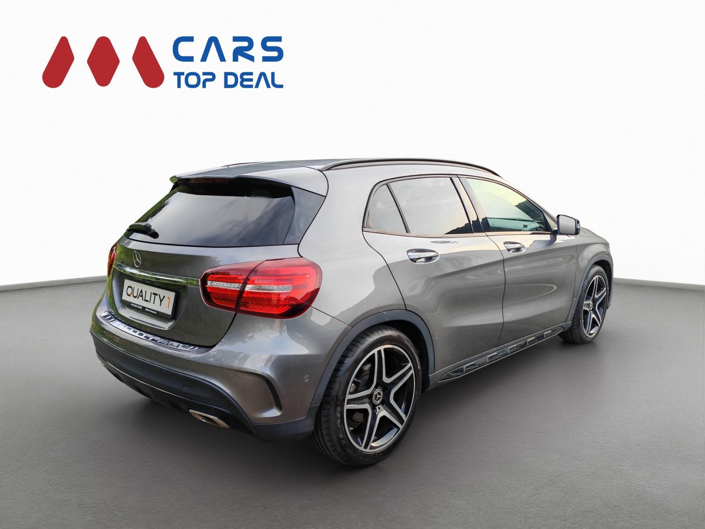 MERCEDES-BENZ GLA 200 AMG Line 7G-DCT – 74'200 km, Parktronic, 2 jeux de roues [Expertisé + Garantie 12 mois]-image-5