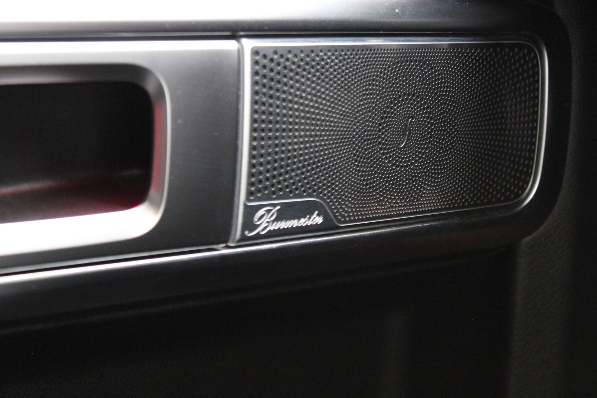 MERCEDES-BENZ G 400 d Stronger Than Time Edition *BRILLANTBLAU*-image-6
