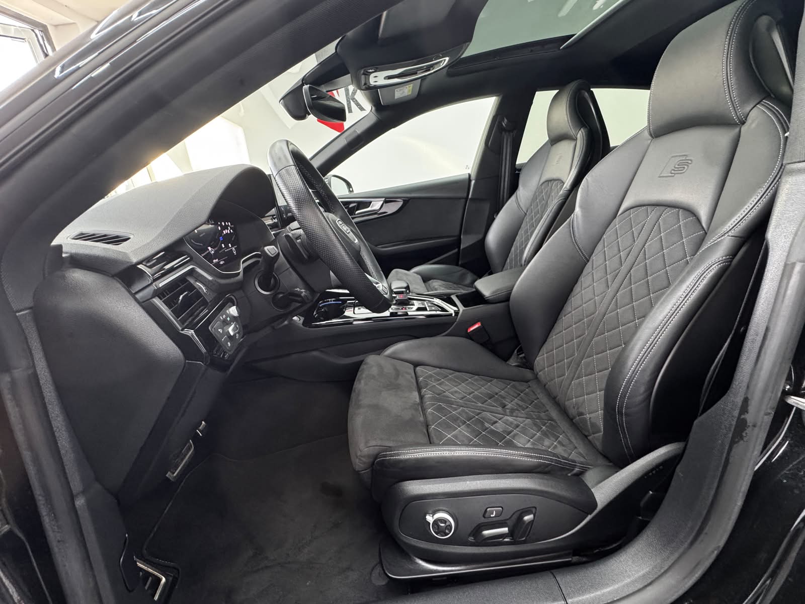 AUDI S5 Sportback 3.0 TDI quattro tiptronic | TOP AUSSTATTUNG | PANORAMA | MASSAGE | SPORTSITZE | GARANTIE BIS 2028 | AB MFK |-image-11