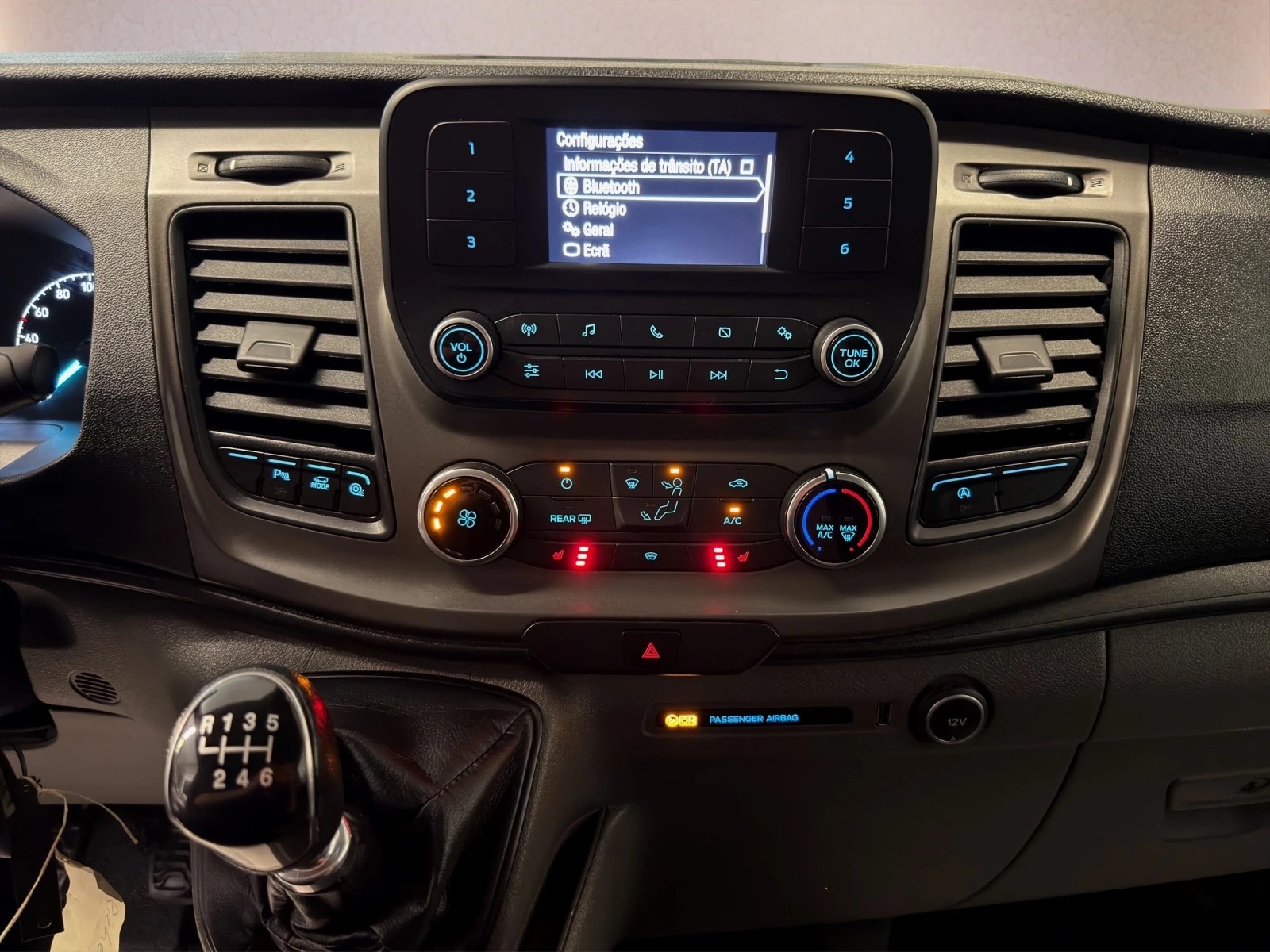 FORD Transit Custom Van 320 L1H1 Trend-image-8