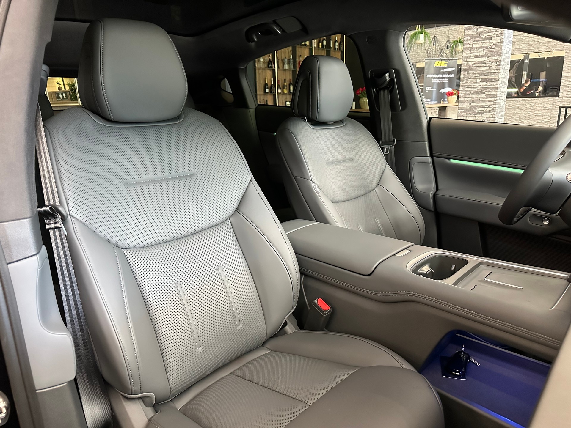 XPENG G6 80kWh Performance AWD-image-24