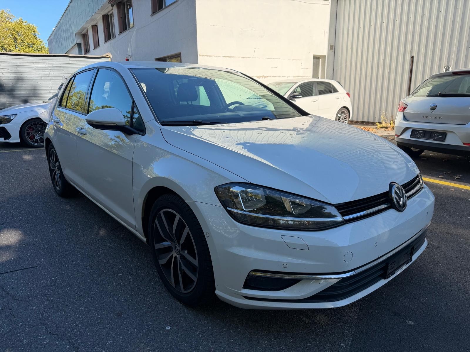 VW Golf 1.4 TSI Allstar-showroom-element-1