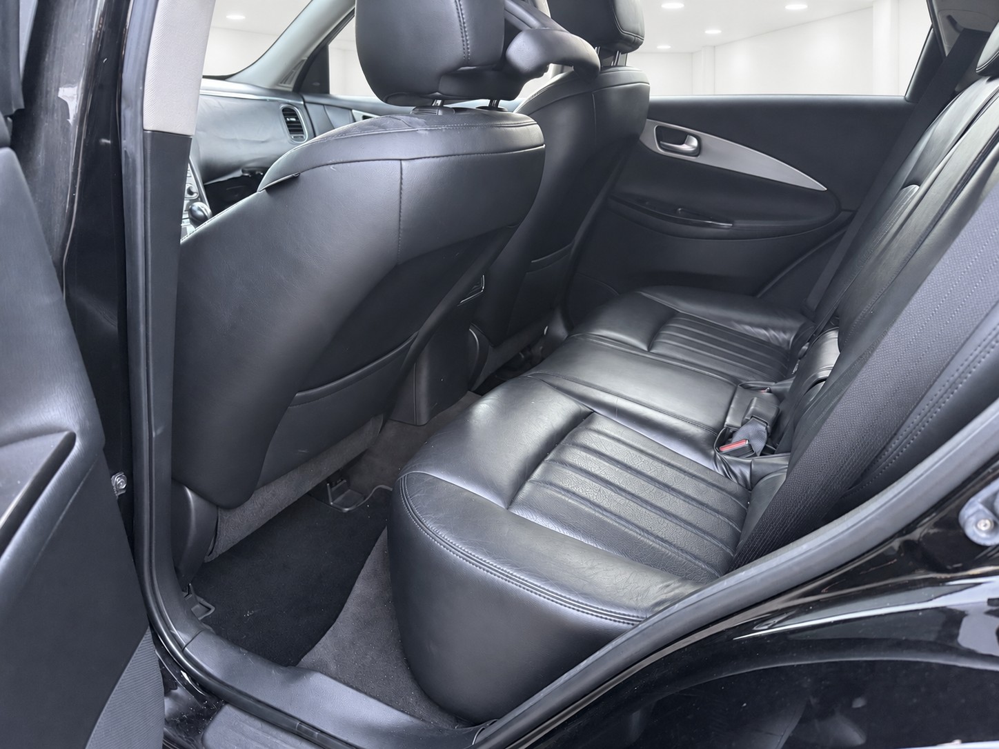 INFINITI EX 30d GT Premium AWD-image-7