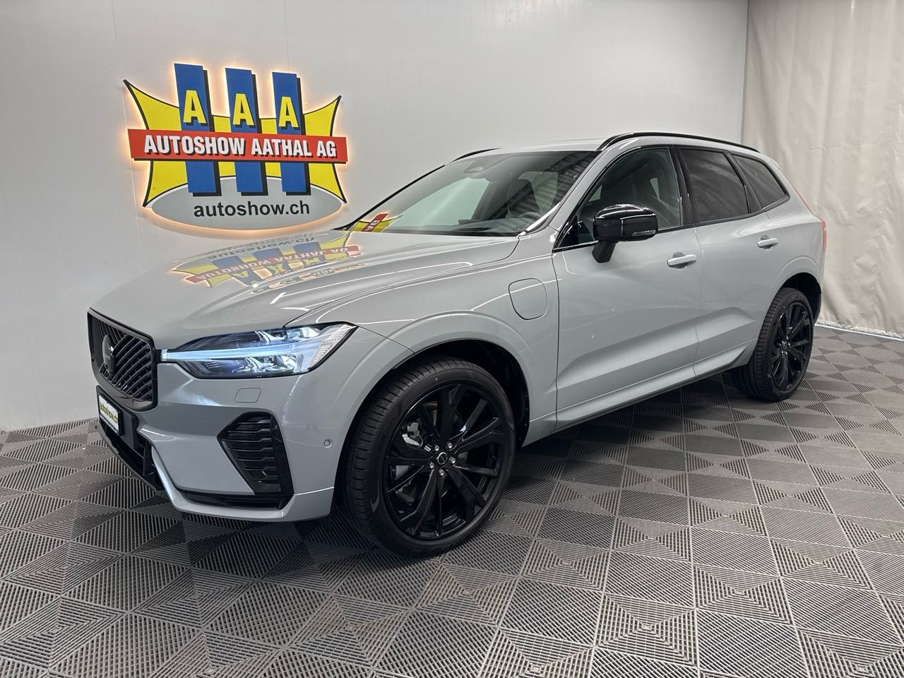 VOLVO XC60 T8 eAWD PluginHybrid Black Edition Geartronic
