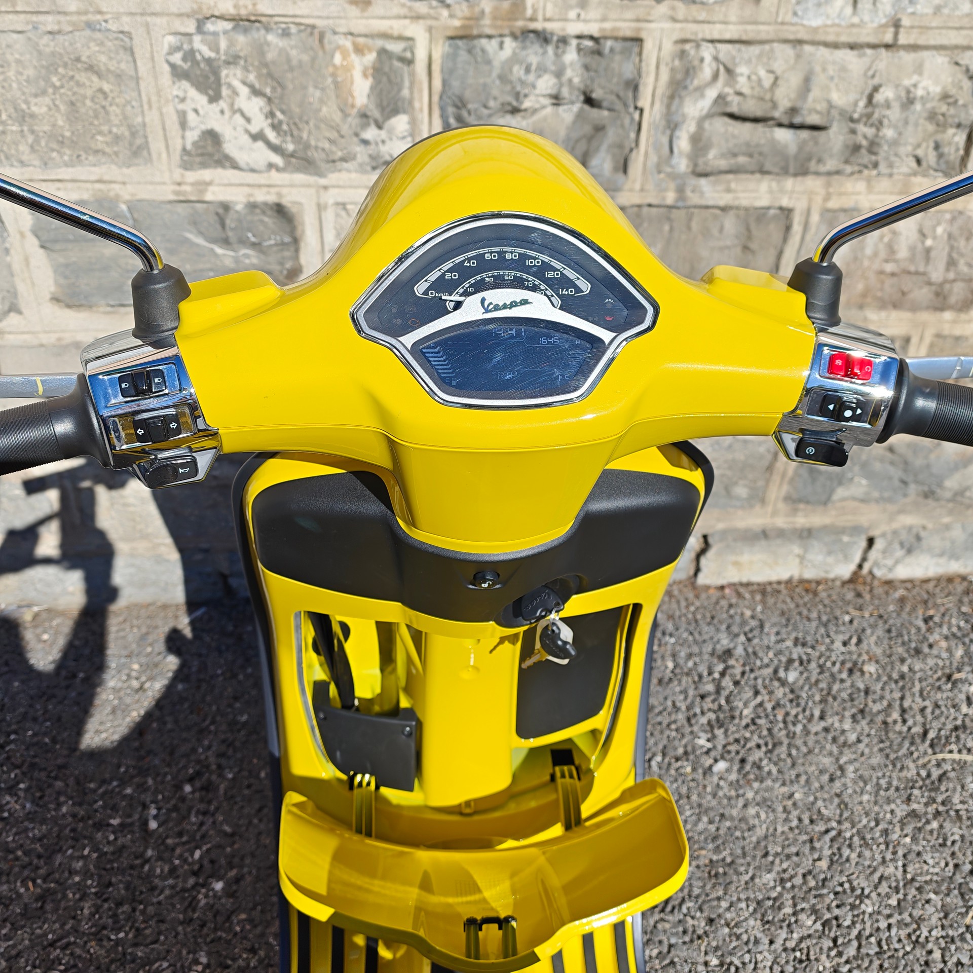 PIAGGIO Vespa 125 Primavera Sport ABS-image-2