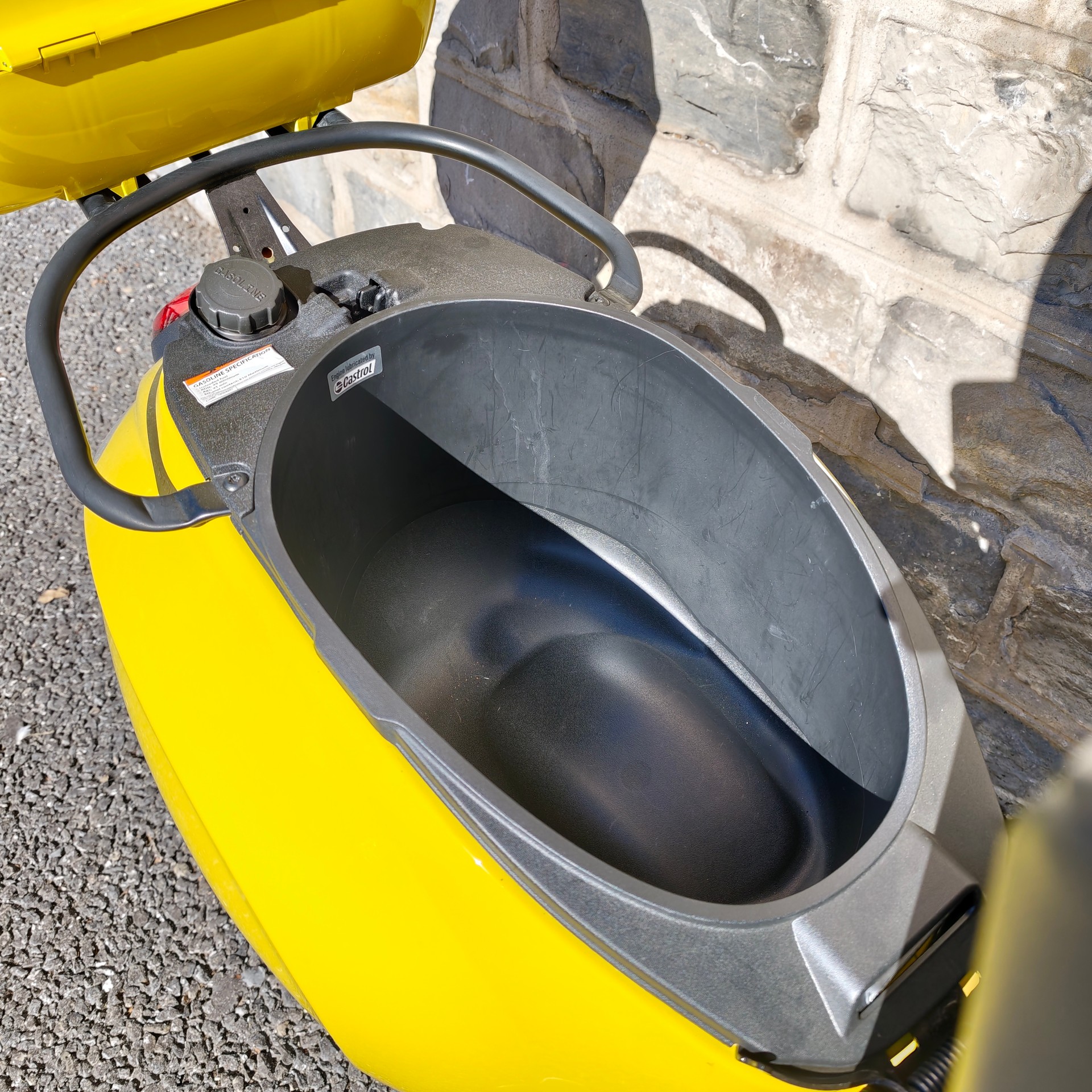 PIAGGIO Vespa 125 Primavera Sport ABS-image-5