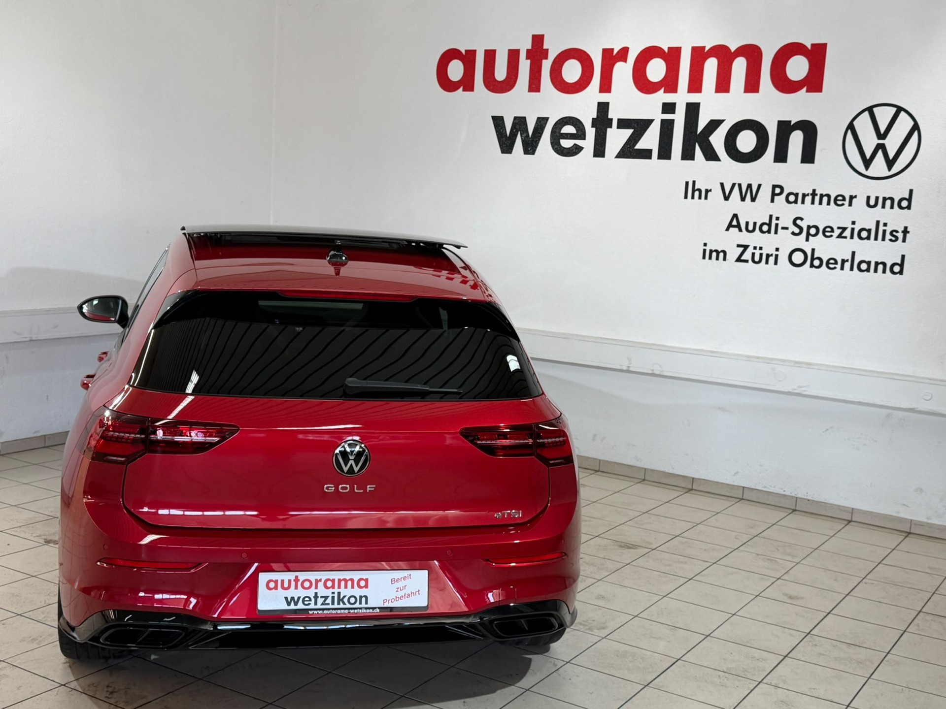 VW Golf 1.5 eTSI mHEV ACT R-Line DSG-showroom-element-3