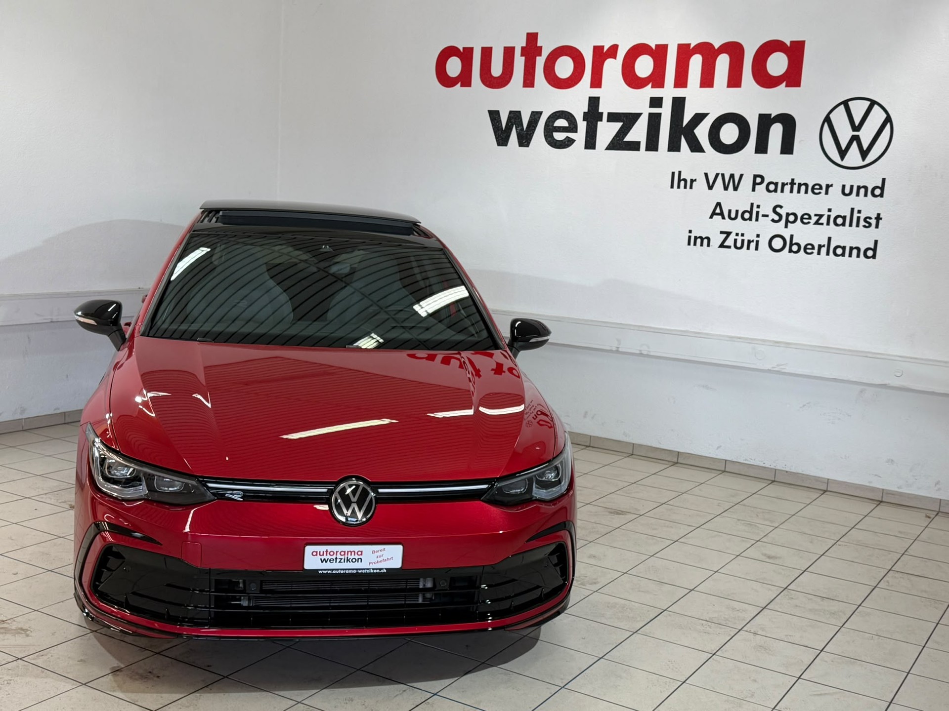 VW Golf 1.5 eTSI mHEV ACT R-Line DSG-showroom-element-1