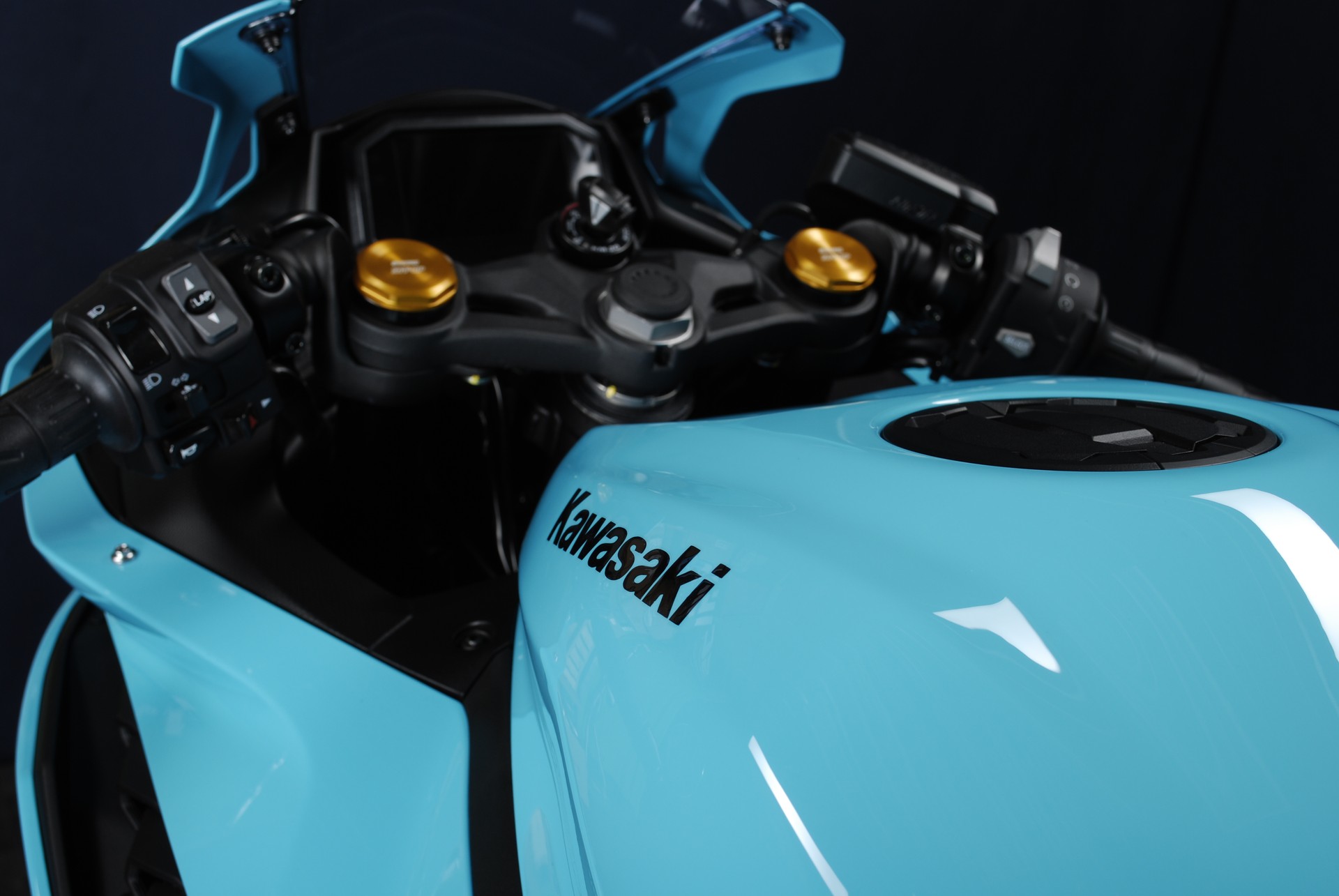 KAWASAKI Ninja ZX-4RR MY27-image-11