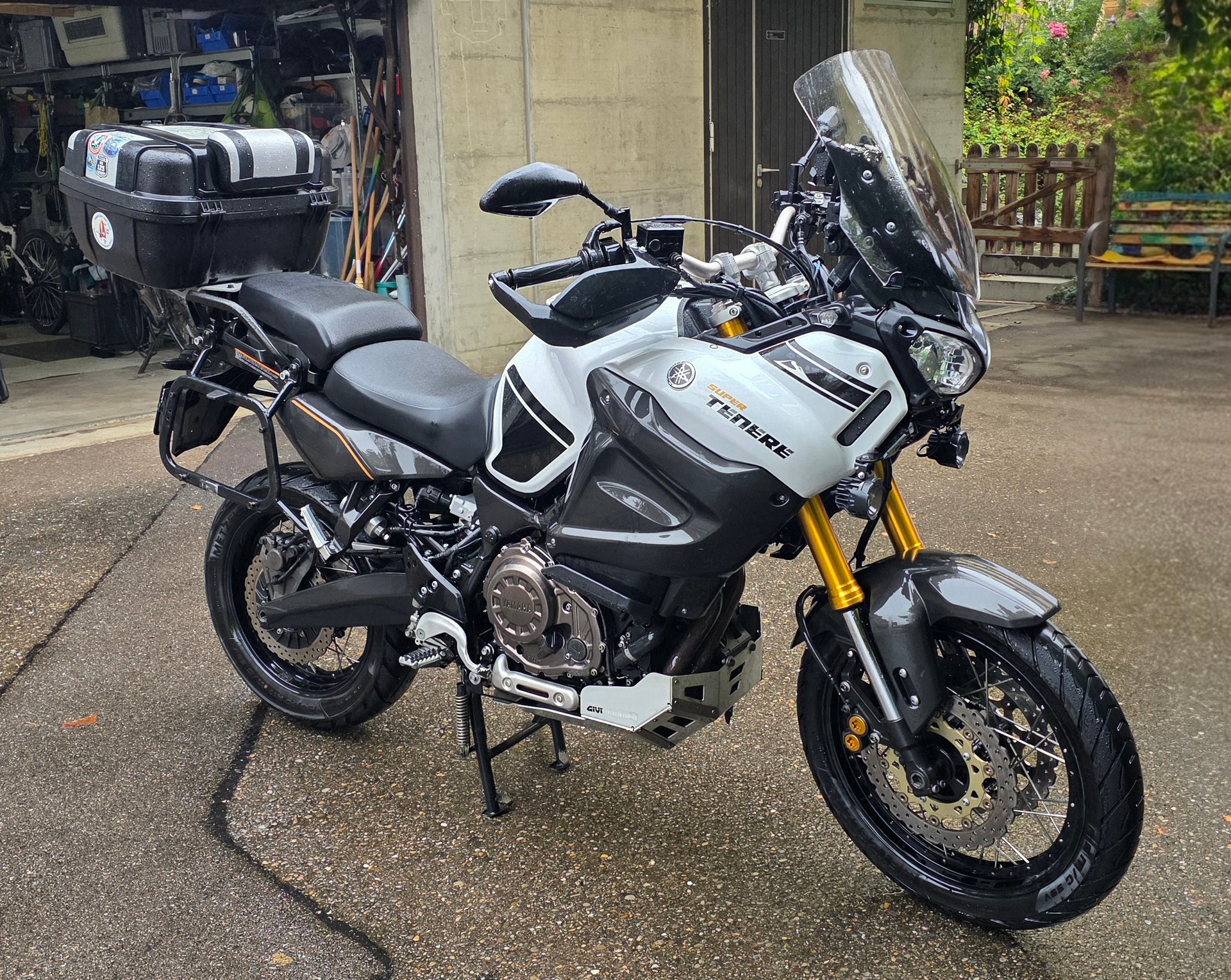 YAMAHA XT 1200 ZE Super Ténéré-image-8
