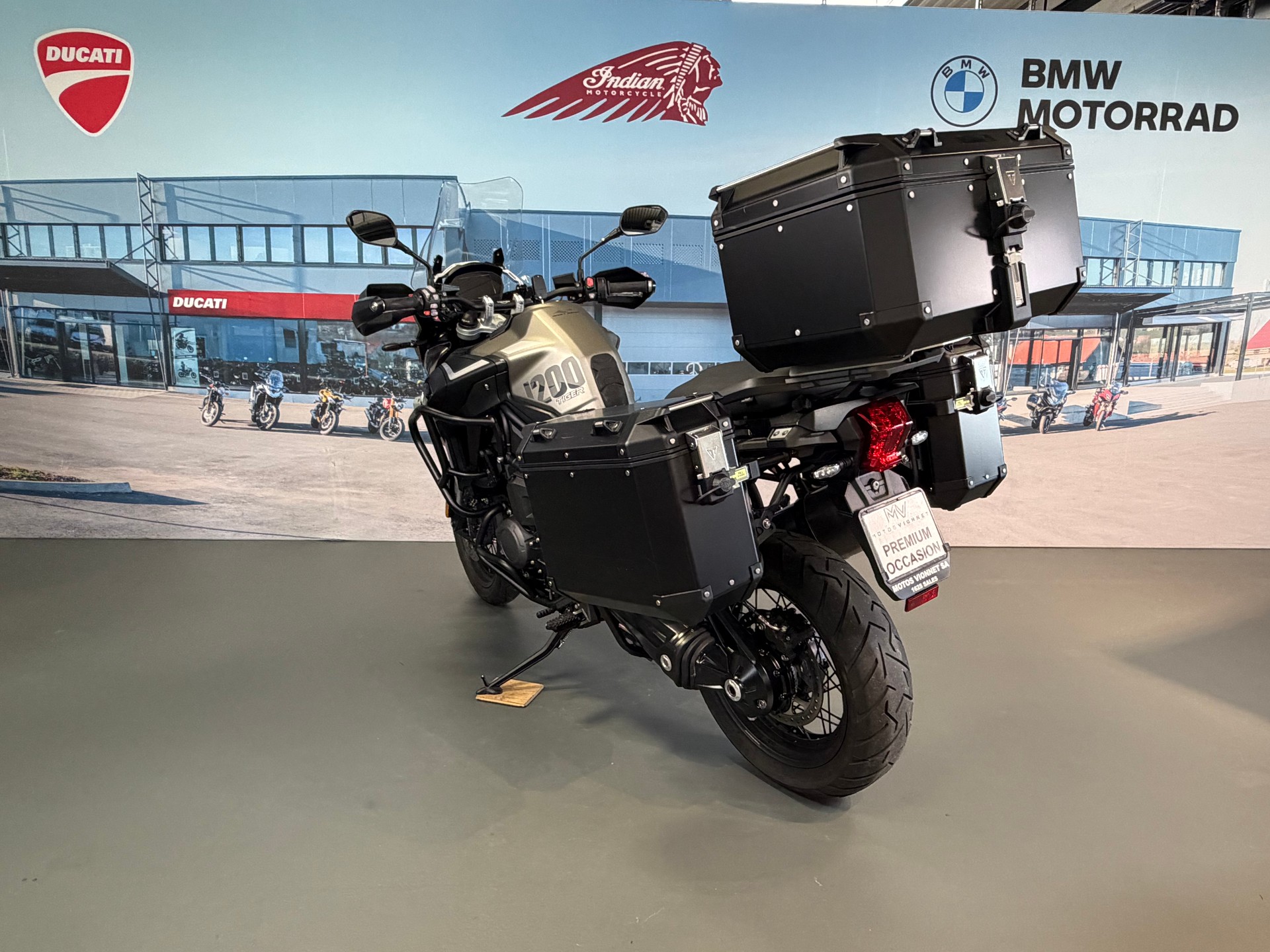 TRIUMPH Tiger 1200 Desert Edition-image-4
