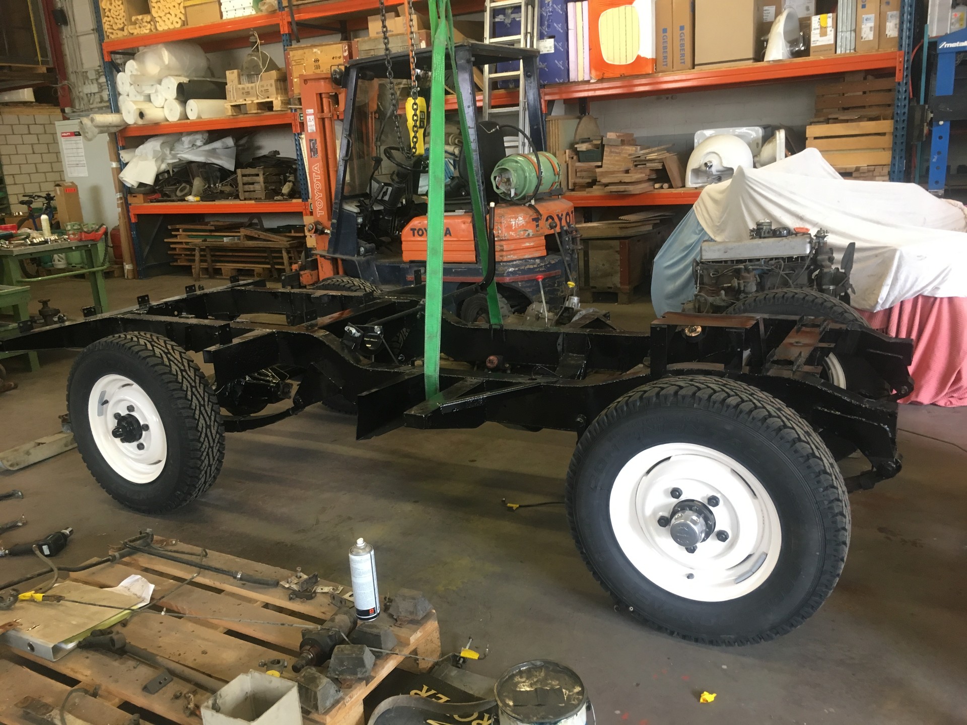 LAND ROVER 88 Serie III-image-11
