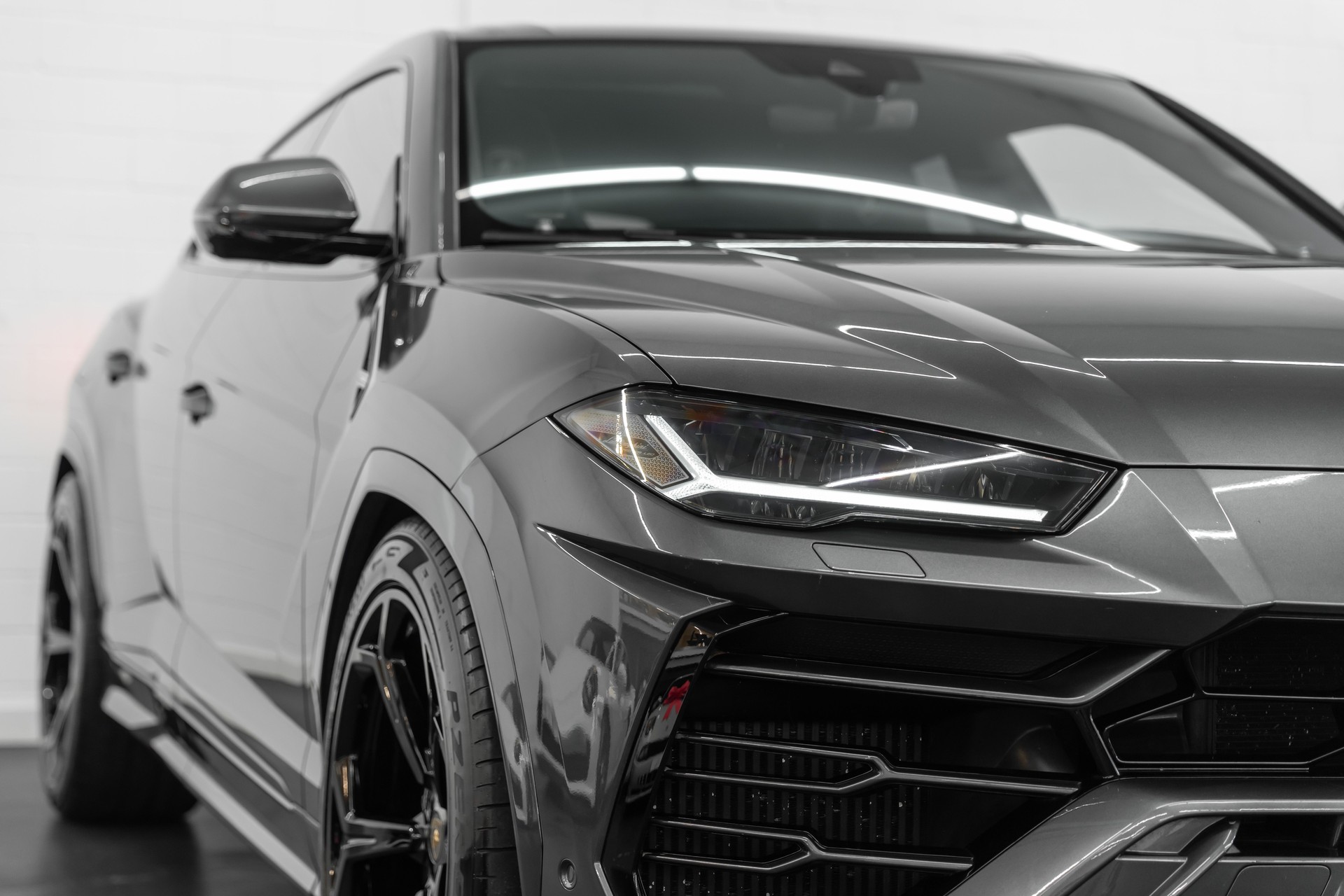 LAMBORGHINI Urus E-Gear-image-5