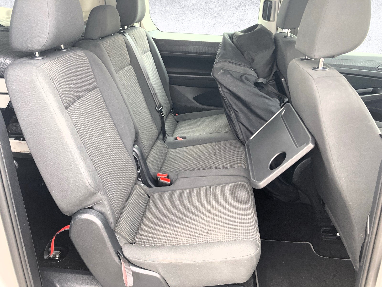 VW Caddy Maxi 2.0 TDI California-image-10