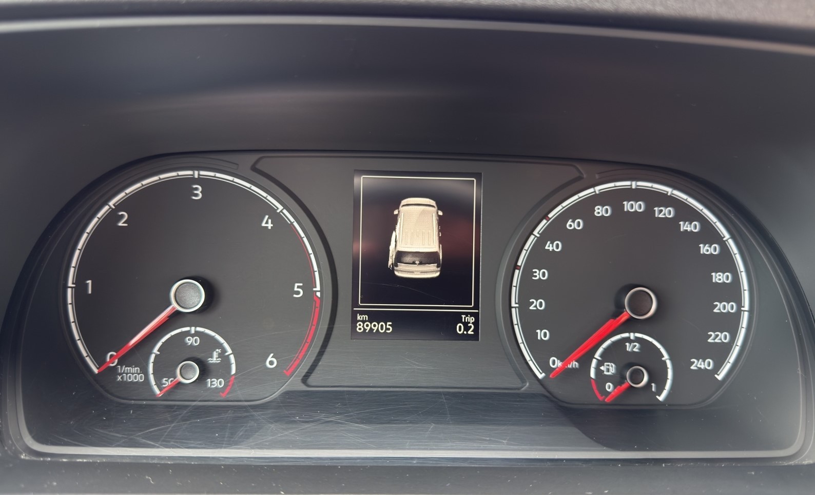 VW Caddy Maxi 2.0 TDI California-image-10