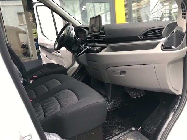 MAXUS Deliver 9 2.0D L3H2 FWD Luxury-image-10