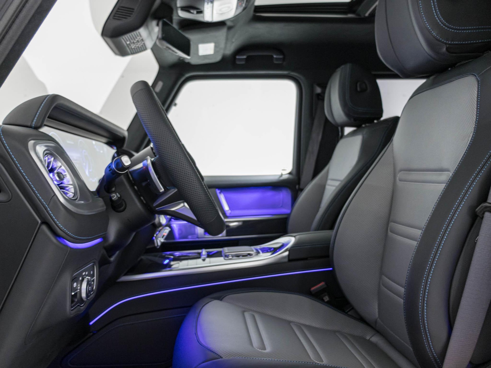 MERCEDES-BENZ G 580 EQ-image-7
