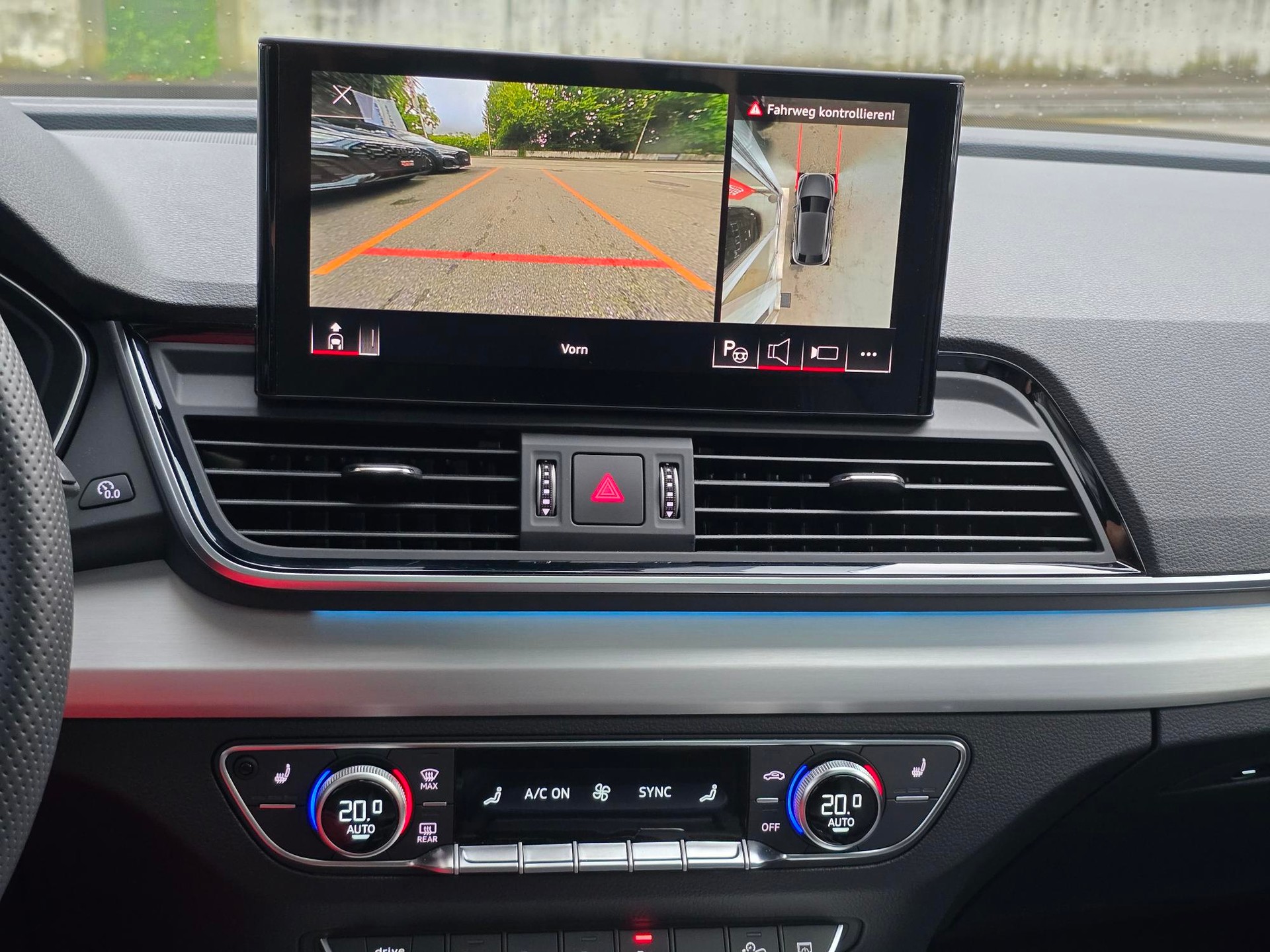 AUDI SQ5 Sportback TDI quattro tiptronic-image-16