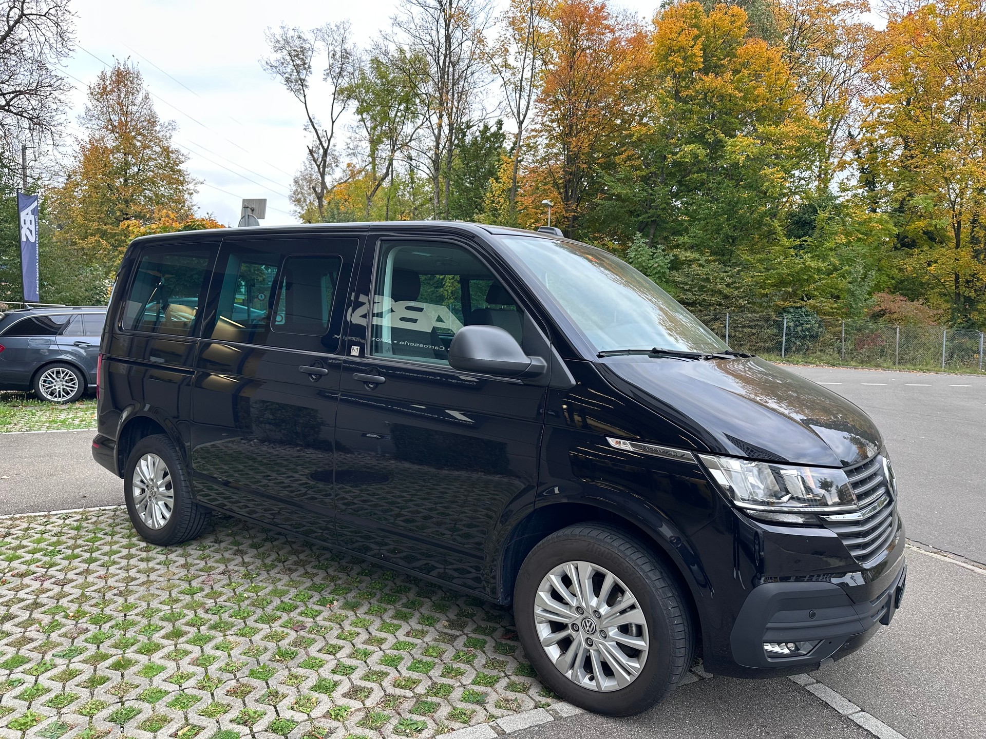 VW T6.1 Caravelle 2.0 TDI Trendline Liberty DSG-image-1