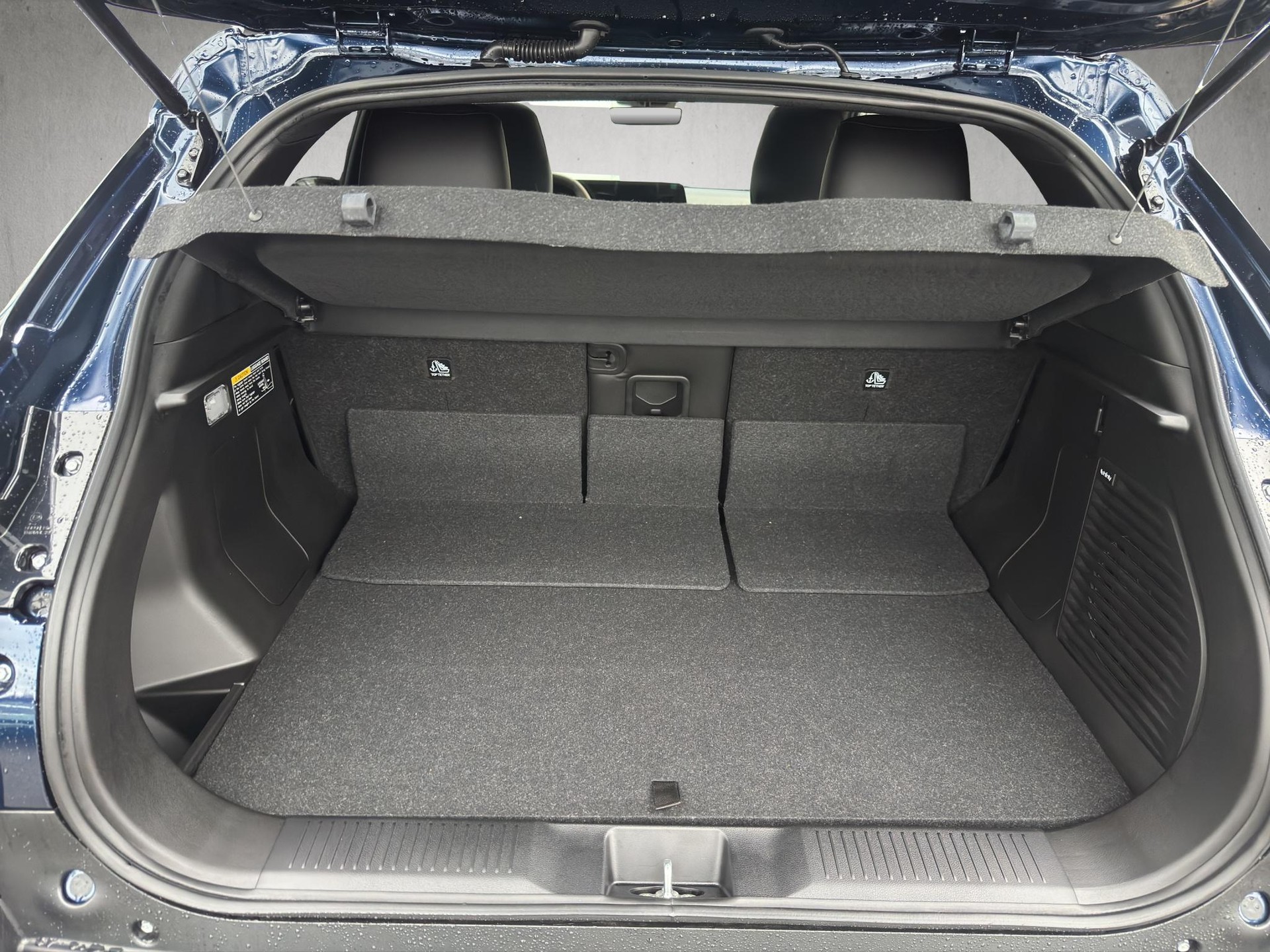 SUZUKI e-Vitara 61kWh Compact Top 4x4-image-8