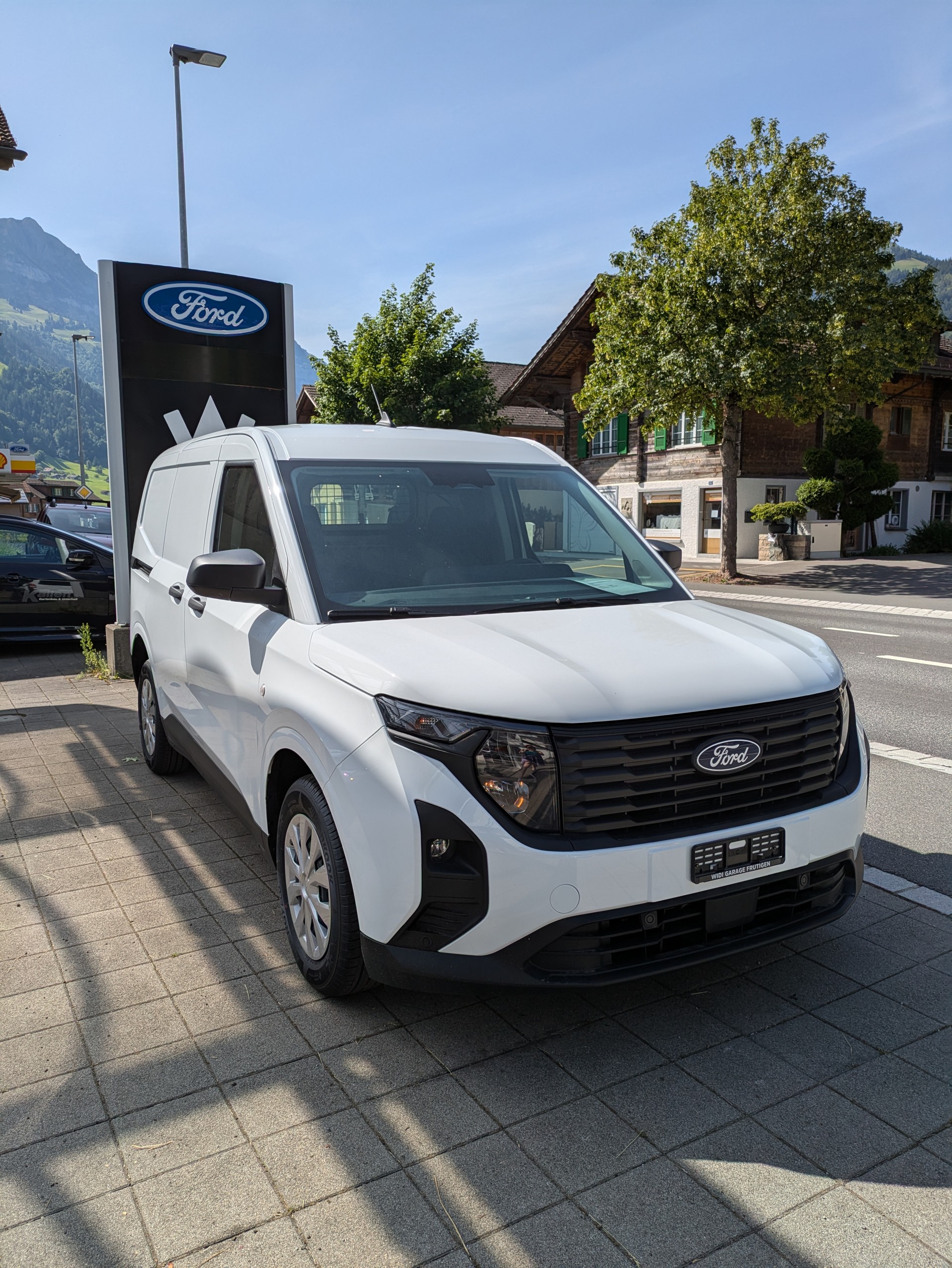 FORD Transit Courier Van 1.0 EcoBoost Trend