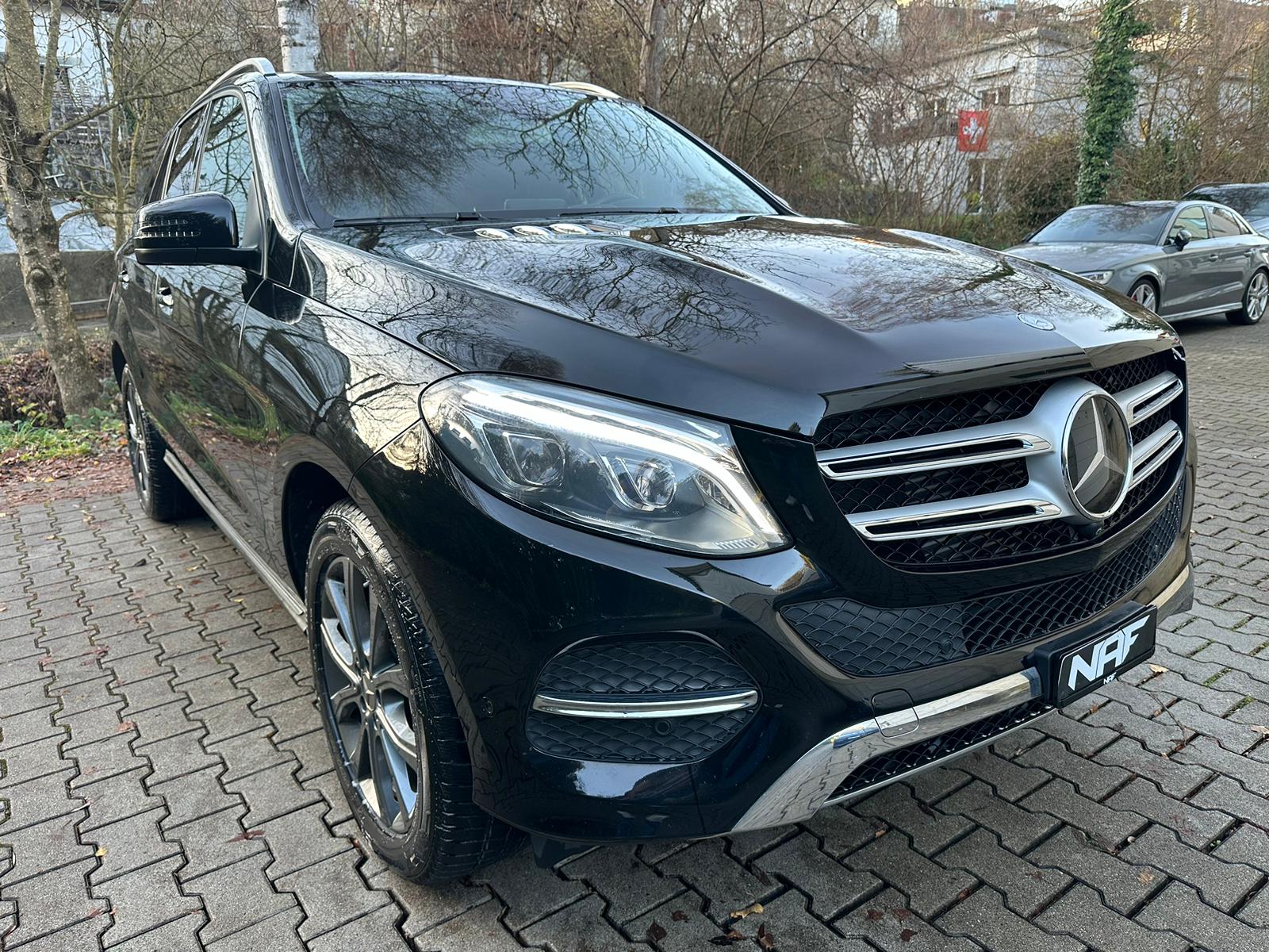 MERCEDES-BENZ GLE 250 d Executive 4Matic 9G-Tronic-image-6