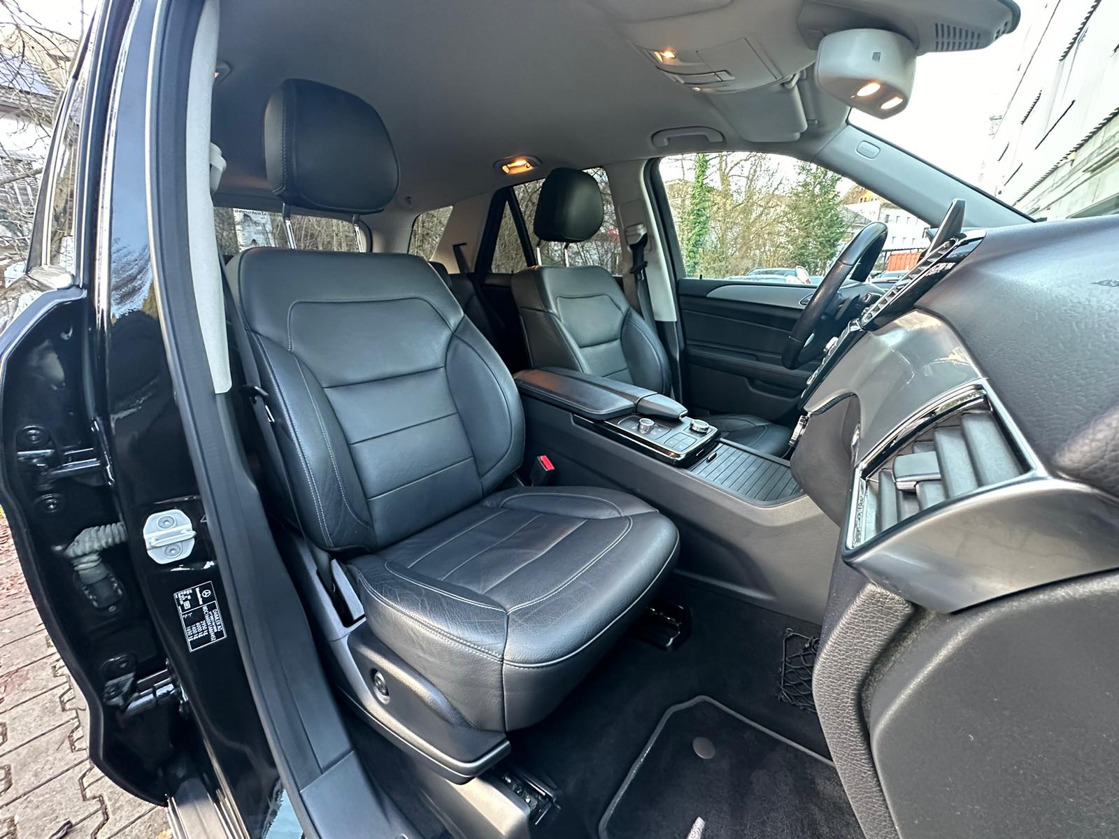 MERCEDES-BENZ GLE 250 d Executive 4Matic 9G-Tronic-image-17