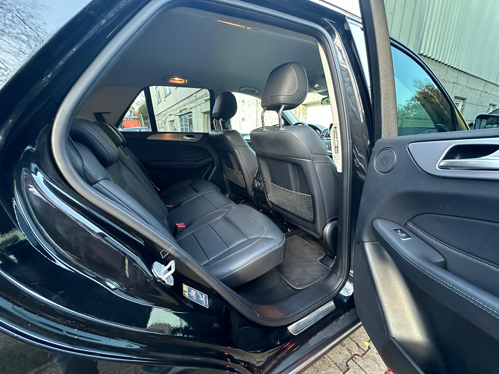 MERCEDES-BENZ GLE 250 d Executive 4Matic 9G-Tronic-image-15