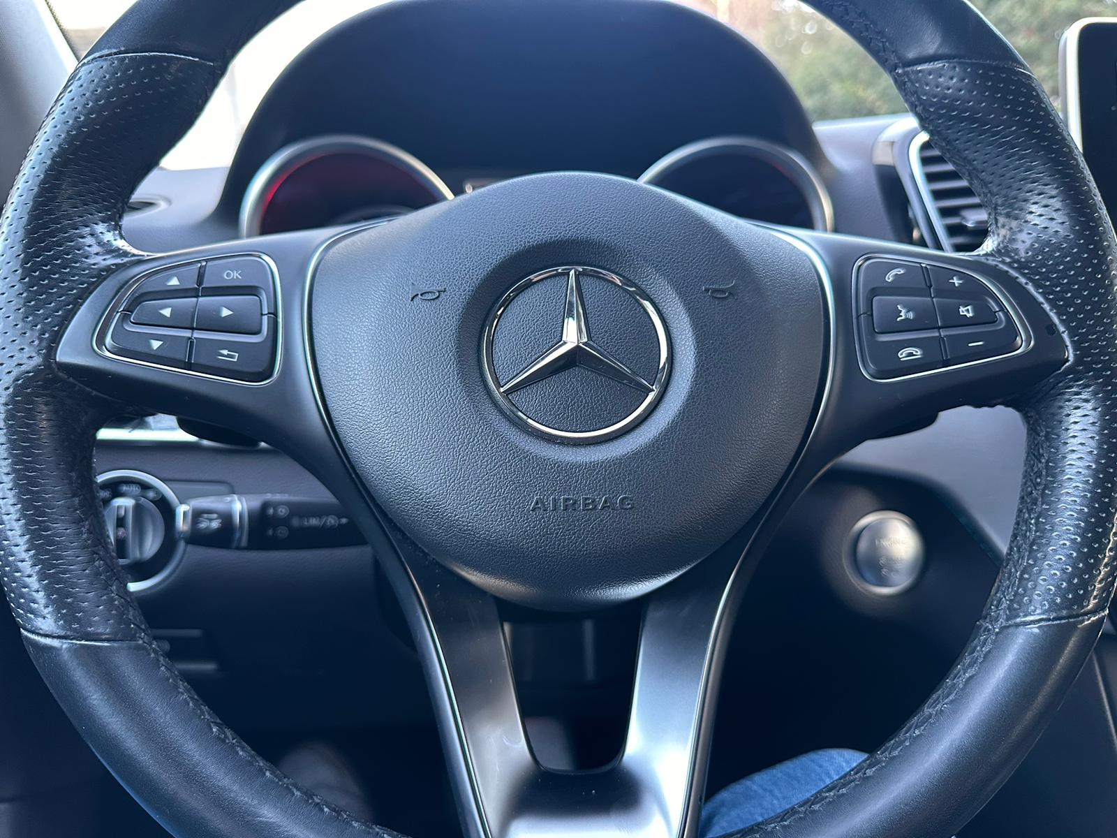 MERCEDES-BENZ GLE 250 d Executive 4Matic 9G-Tronic-image-24