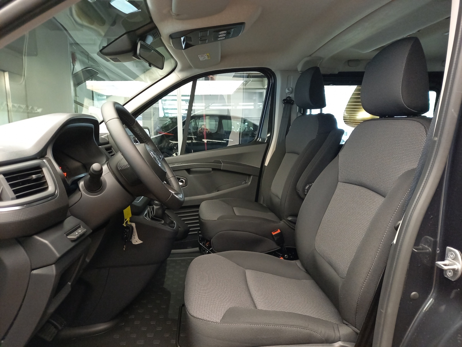 NISSAN Primastar Camper 2.8 t L1 H1 2.0 dCi 150 Acenta 5P-image-7