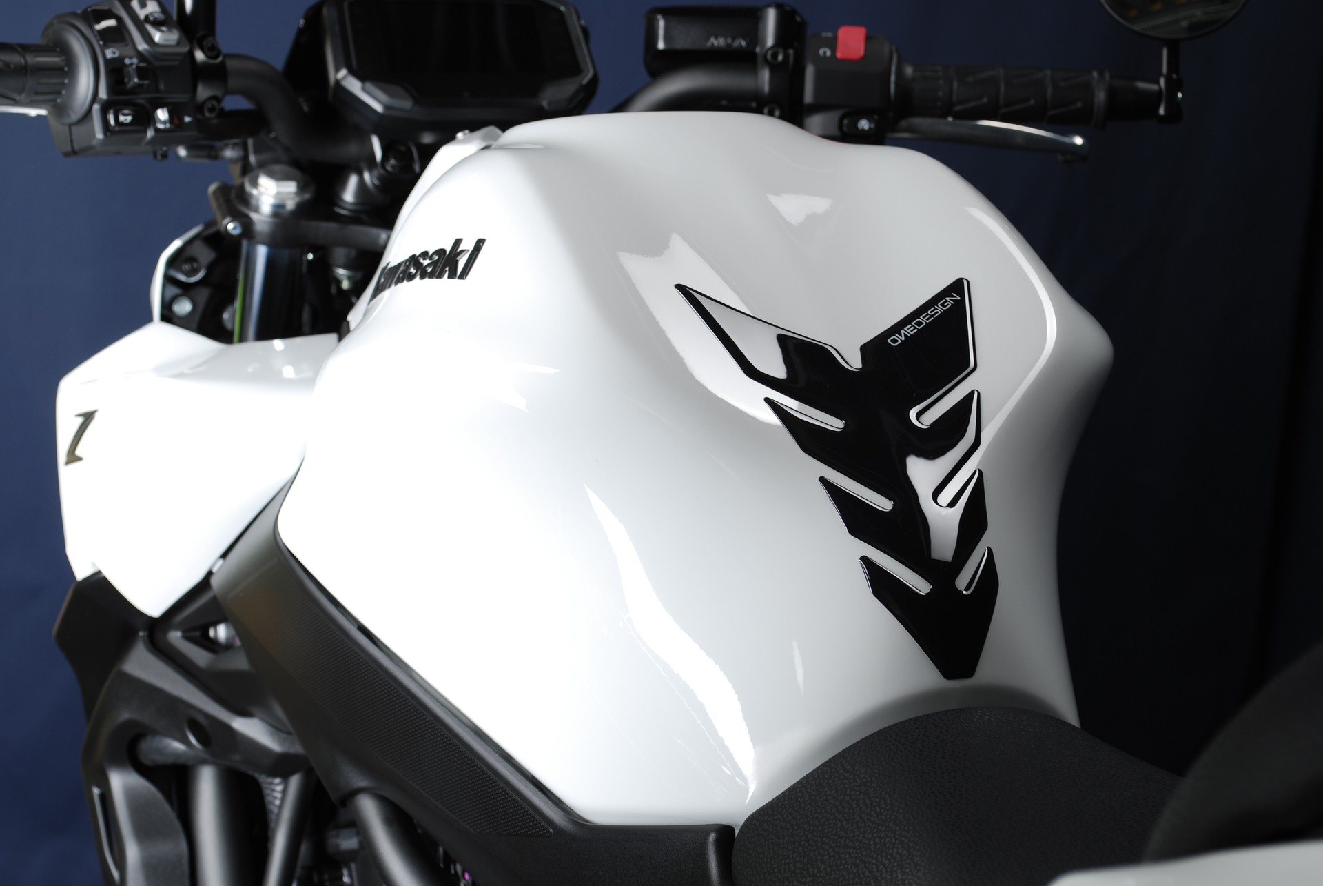 KAWASAKI Z 650 MY25 (50 kW) - Speziallackierung-image-13