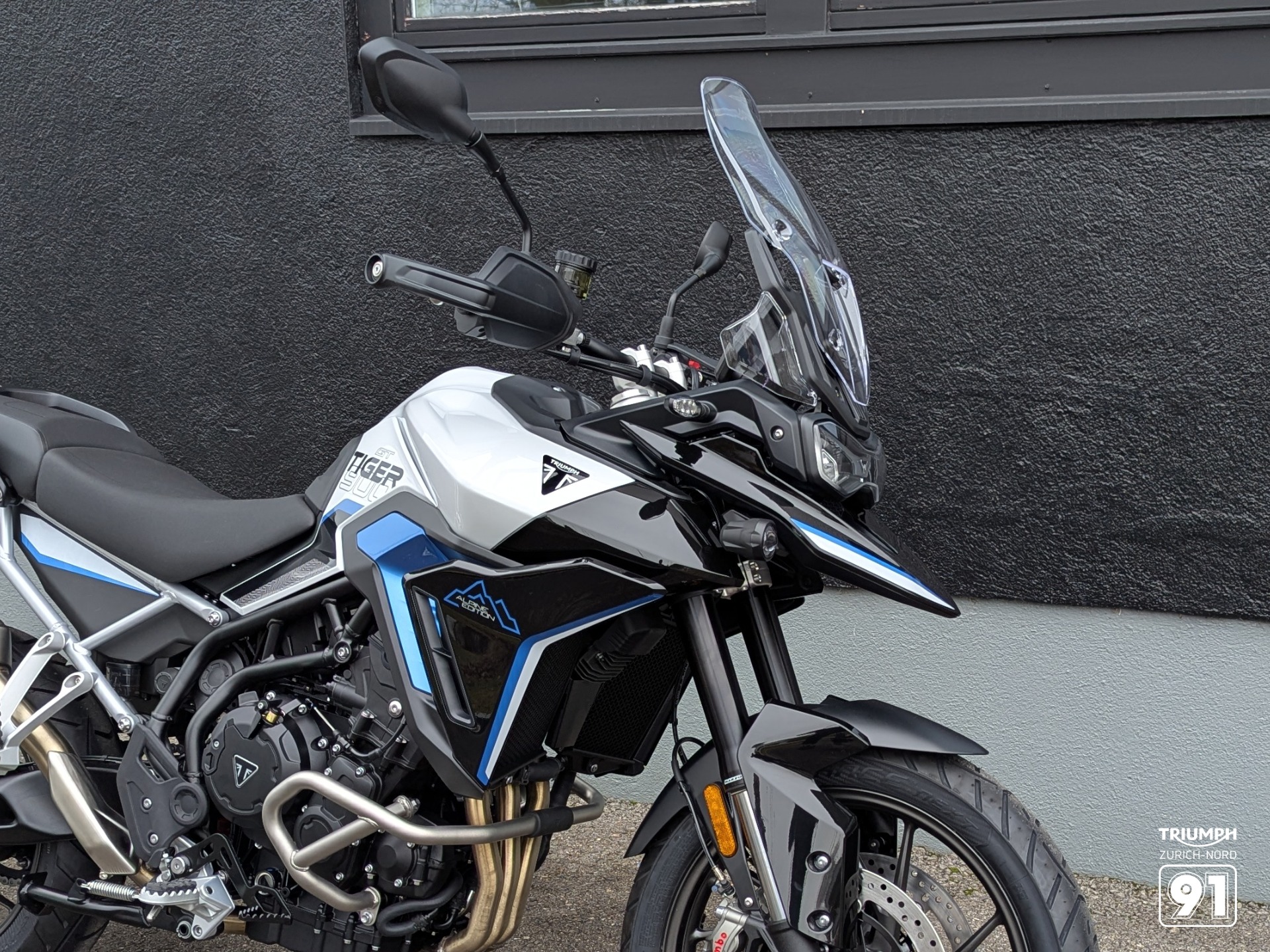 TRIUMPH Tiger 900 Alpine Edition-image-3