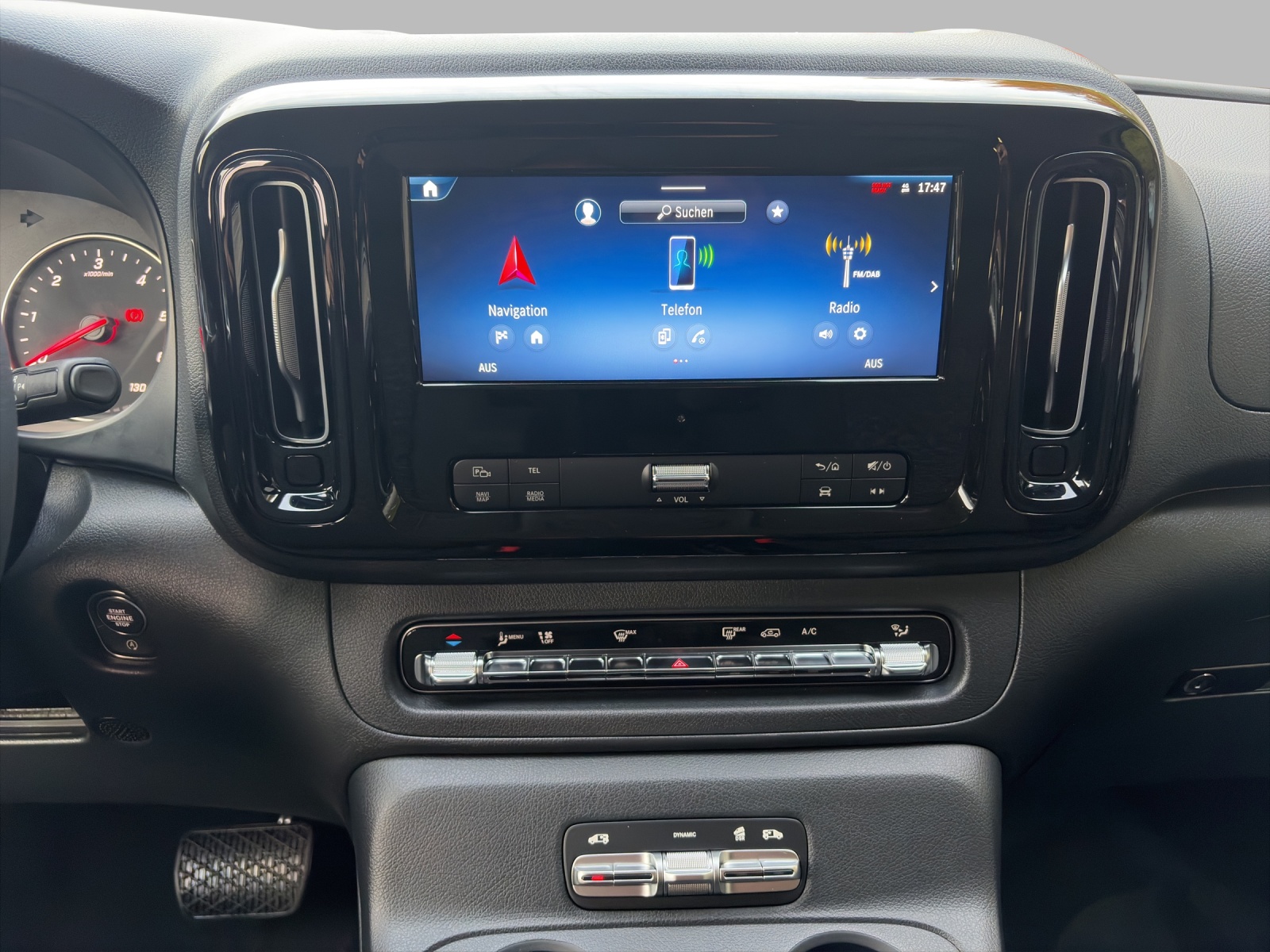 MERCEDES-BENZ Vito 116 CDI Lang Tourer 9G-Tronic 4M Select-image-12